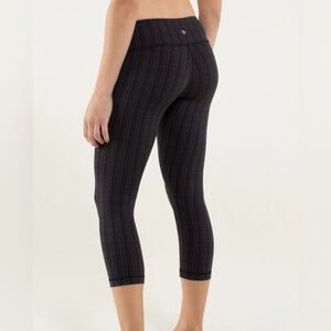 Lululemon Wunder Under Crop
Ziggy Wee September Black / Black